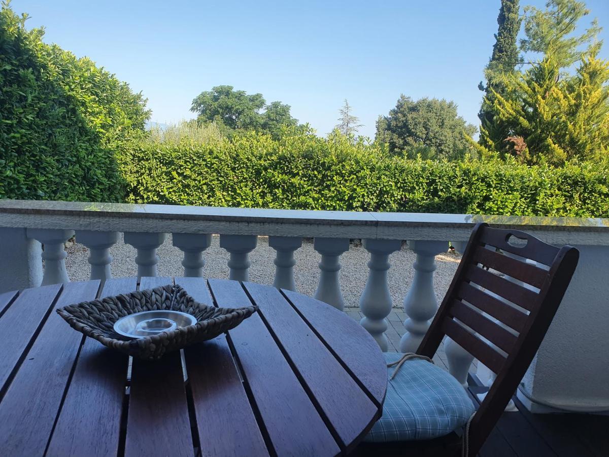 Villa Flora Malinska Eksteriør billede